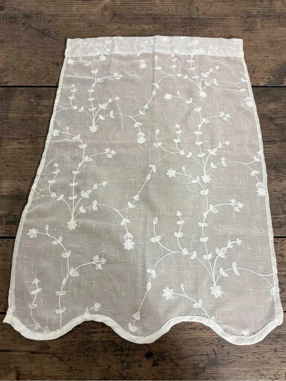 Embroidered  Ivory Floral Cafe' Curtain Panel Cottage Farmhouse Scalloped Hem